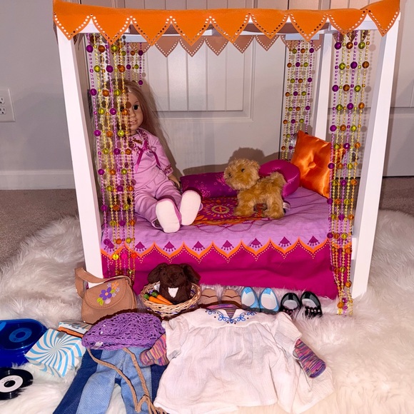 American girl doll Julie complete set - Picture 2 of 2